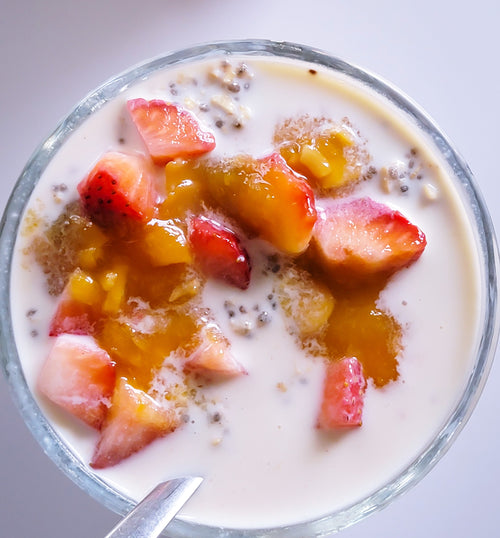 Overnight Chia Oats with Cinnamon Honey and Peach Almonds