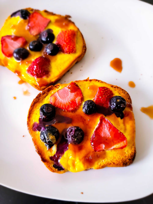Easy Cinnamon French Toast With Fruit